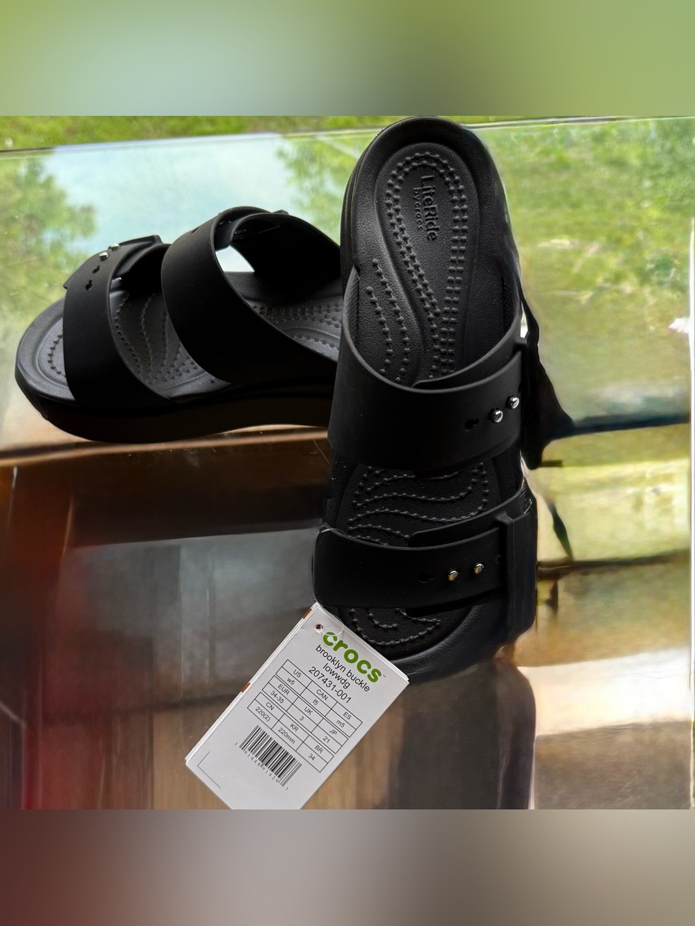 CROCS Brooklyn Buckle Black LiteRide Platform Sandals - Picture 9 of 9